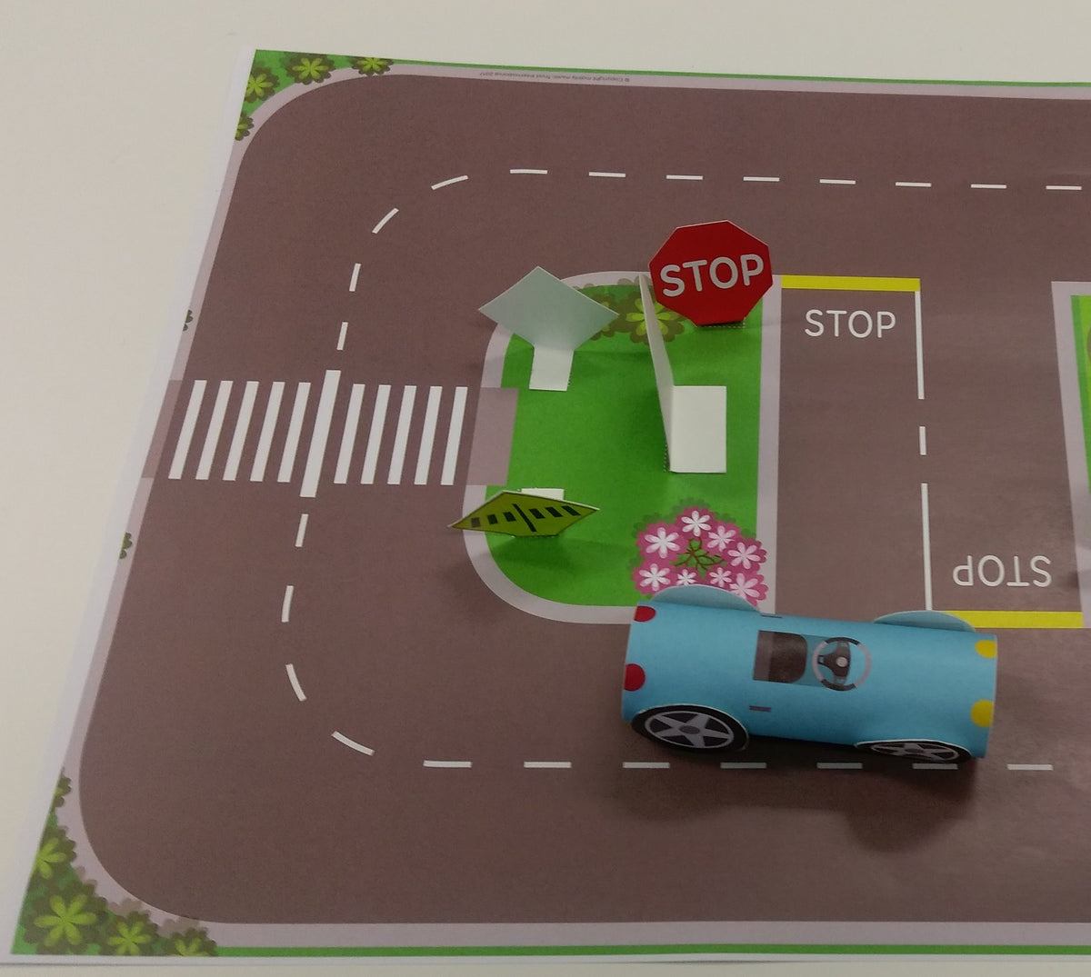 Fun cars and road map – mainly music and mainly play UK